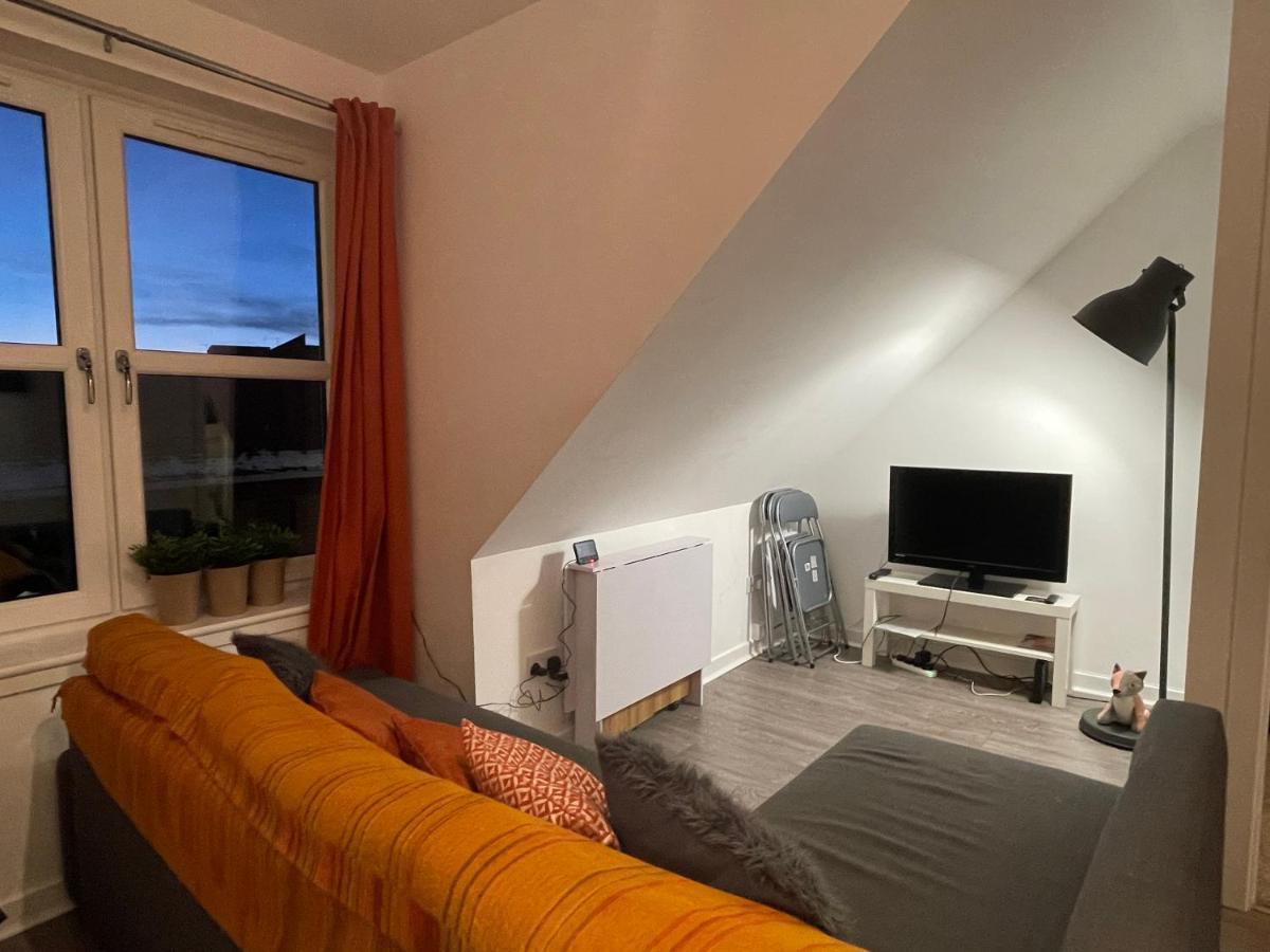 Апартаменти Carvetii - Edward House D - 2 Dbl Bed 2Nd Floor Flat Данфермлін Екстер'єр фото